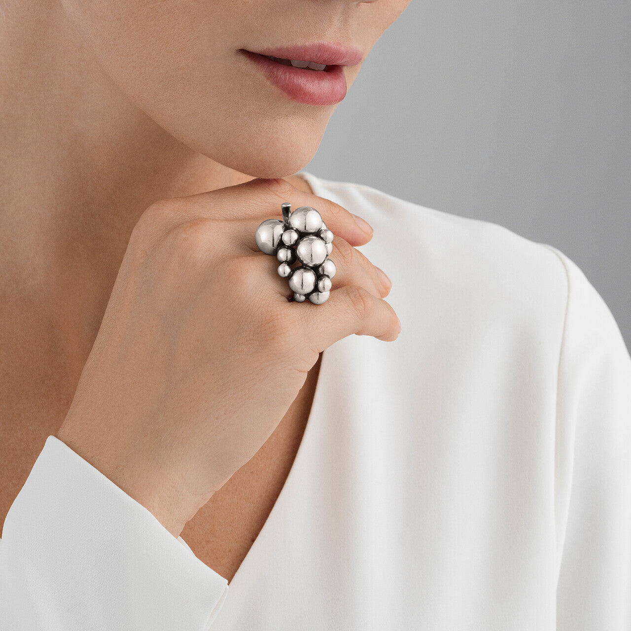 Georg Jensen Moonlight Grapes ring, stor 20000334