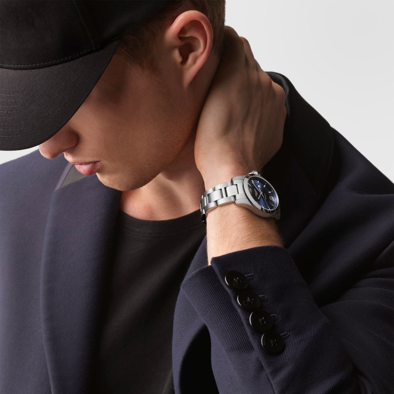 Longines Conquest 43mm L3.760.4.96.6