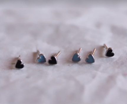 STINE A Jewelry Petit Love Heart ørering 1181-00-BLUE