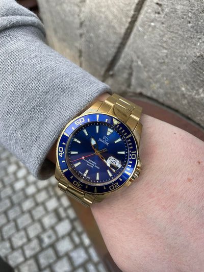 Jaguar Executive Diver J877/1