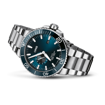 Oris Aquis Small Second, Date 45,5mm 743 7733 4155MB