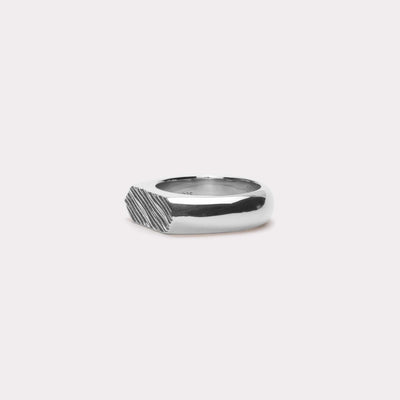 IX Studios Mini Brushed Hexagon ring DMN0307RH