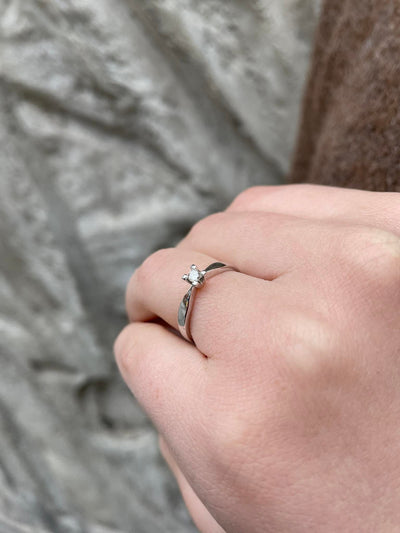 Jan Jørgensen Jewelz diamantring hvidguld 0,10ct