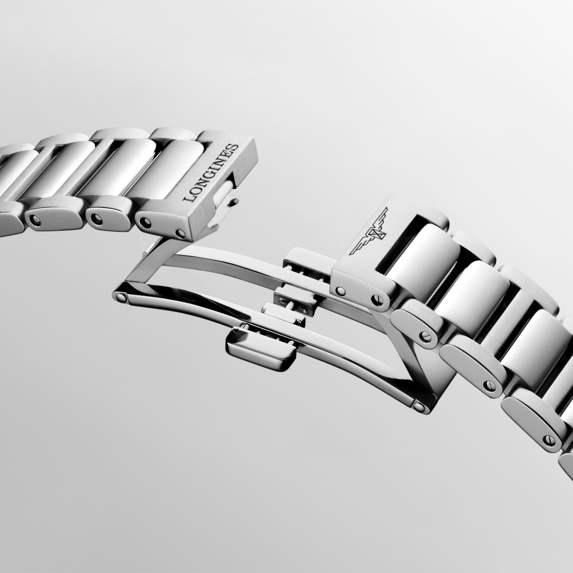 Longines Conquest 34mm L3.460.4.02.6