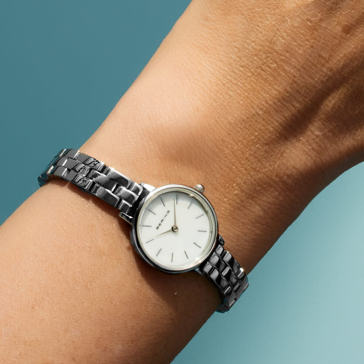 Bering Classic 11022-704