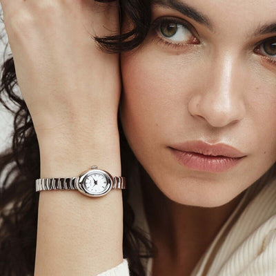 Mockberg Belle Oval Petite MB1417