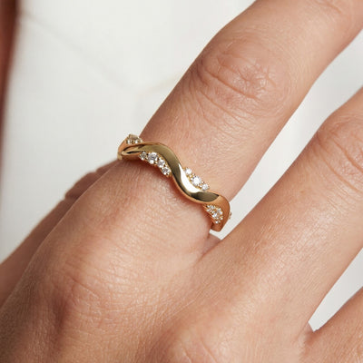 Sif Jakobs Ellera Waves Altro ring SJ-R2762-CZ-YG