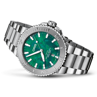 Oris Aquis Date Bracenet 43,5mm 733 7730 4137MB