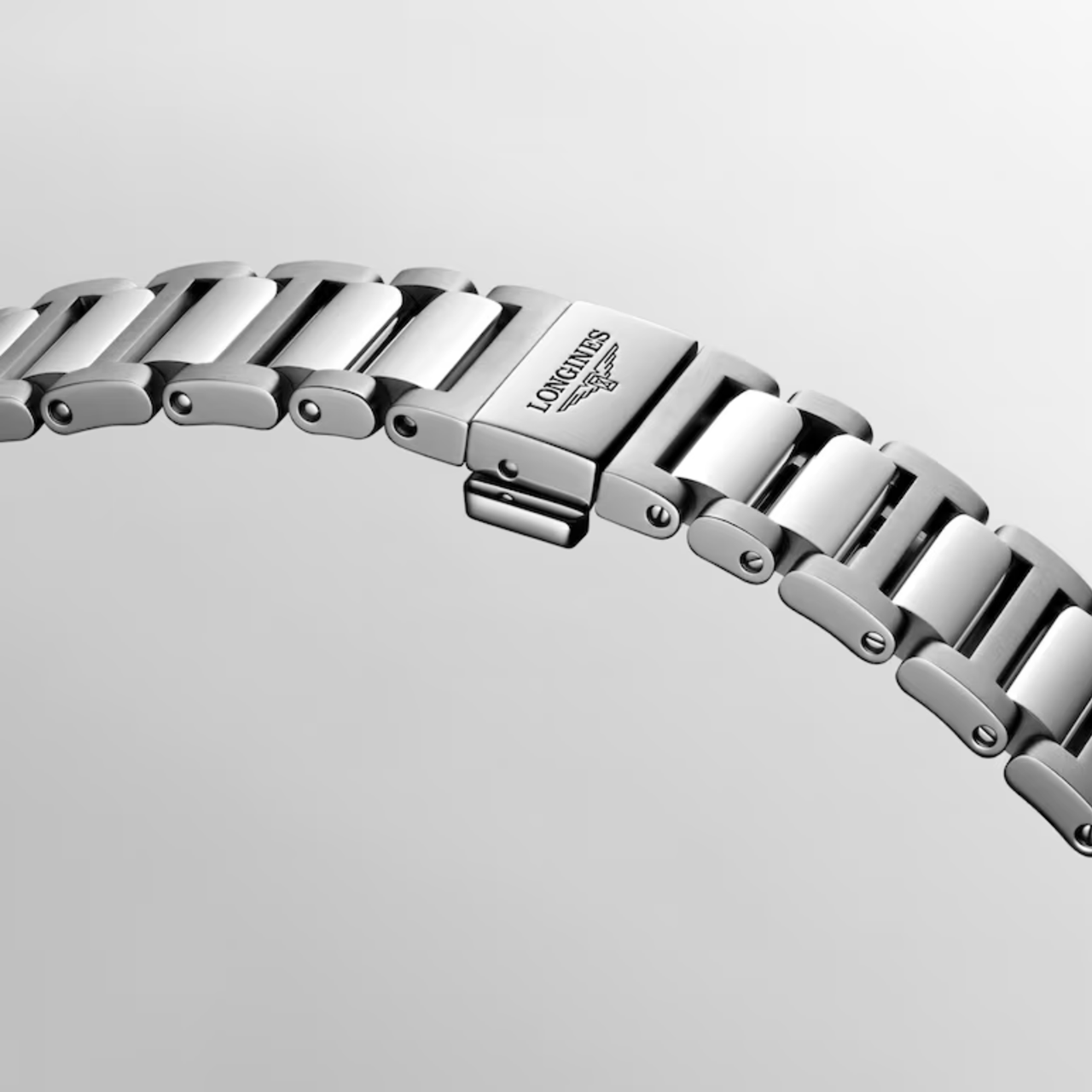 Longines Conquest 34mm L3.430.5.92.6