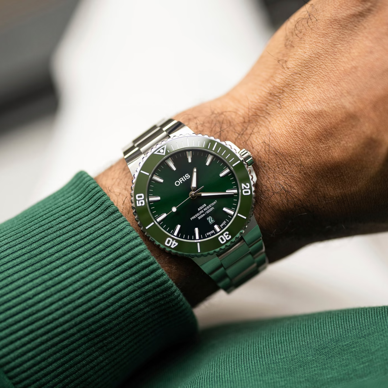 Oris Aquis Date 43,5mm 733 7789 4157MB